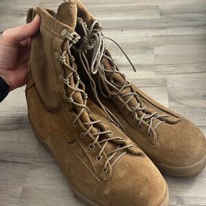 Hot weather combat boots